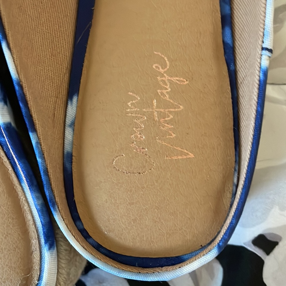 Crown Vintage blue and white tye dye espadrille slides. Size 8.5 never worn. - Picture 2 of 4